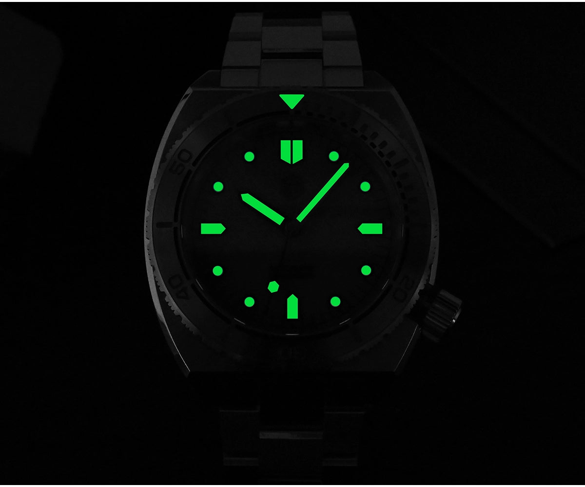 San Martin SN0067G 40mm Seiko YN55