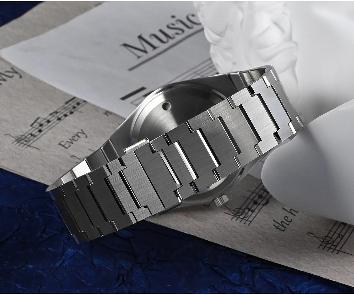 San Martin SN0023G 40mm Miyota 9015