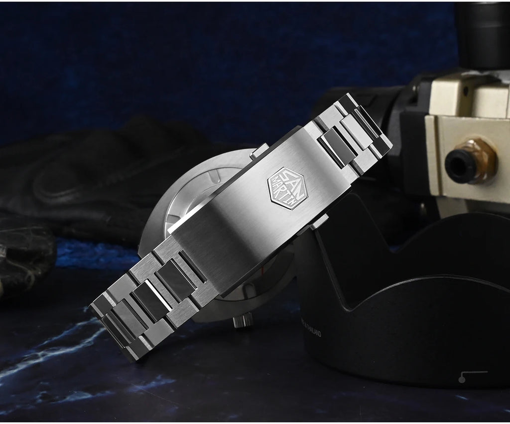 San Martin SN0066G 42mm Seiko YN55